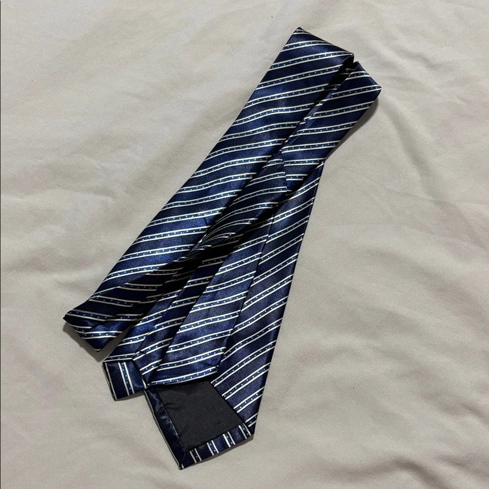 Elegant Striped Navy Tie